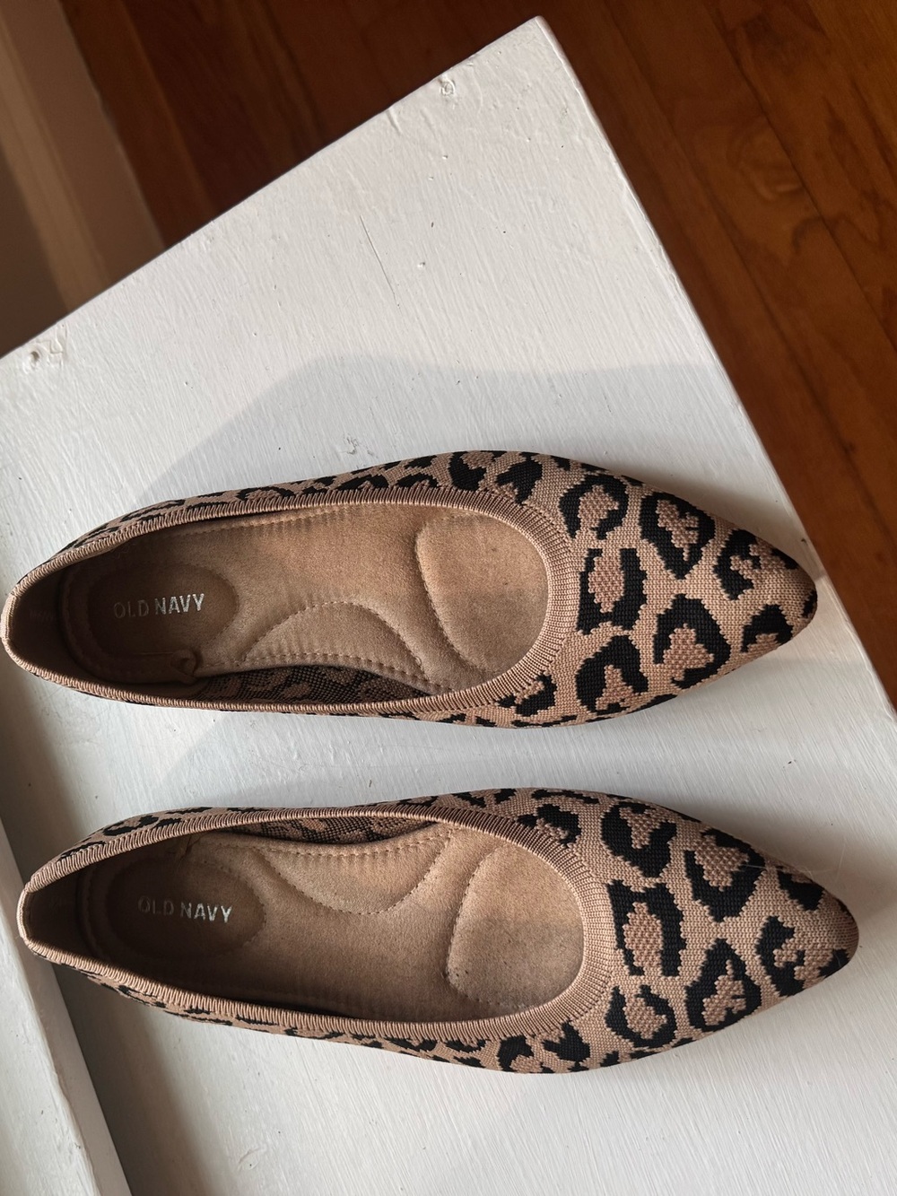 Old Navy Leopard Print Tan and Black Pointed Ballet Flats